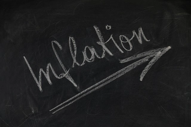Inflasi yang Menyebabkan Merosotnya Nilai Uang (Sumber: Pixabay)
